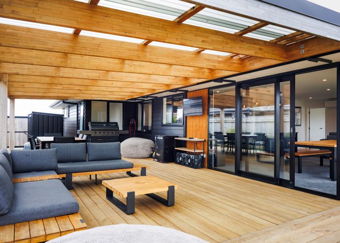  at 196 Pacific Drive, Fitzherbert, Palmerston North, Manawatu / Whanganui