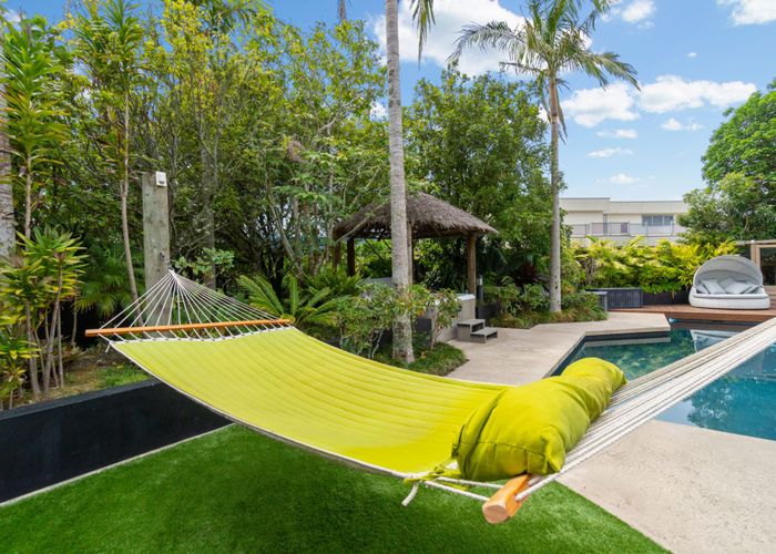  at 127 Onetaunga Road, Chatswood, Auckland