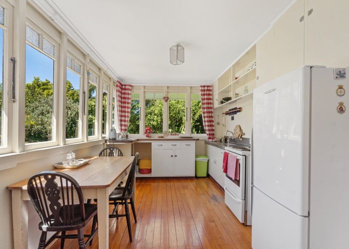  at 1406 Queen Charlotte Drive, Linkwater, Picton