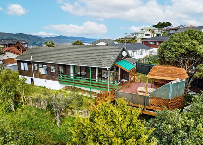  at 4 Opurere Grove, Tirohanga, Lower Hutt