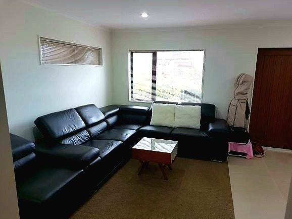  at 1 Petrel Place, Massey, Waitakere City, Auckland