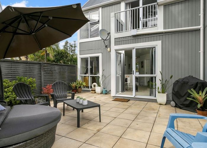  at 21/33 School Road, Kingsland, Auckland