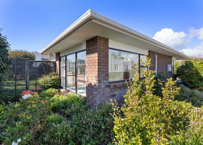  at 1/17 Whiteley Street, Moturoa, New Plymouth, Taranaki