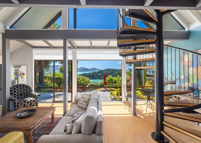  at 5 Te Ara Crescent, Lyttelton
