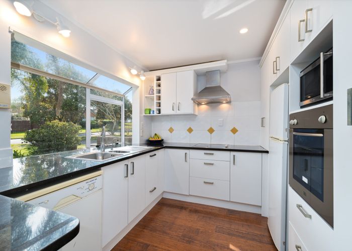 at 13 Gala Place, Henderson, Auckland