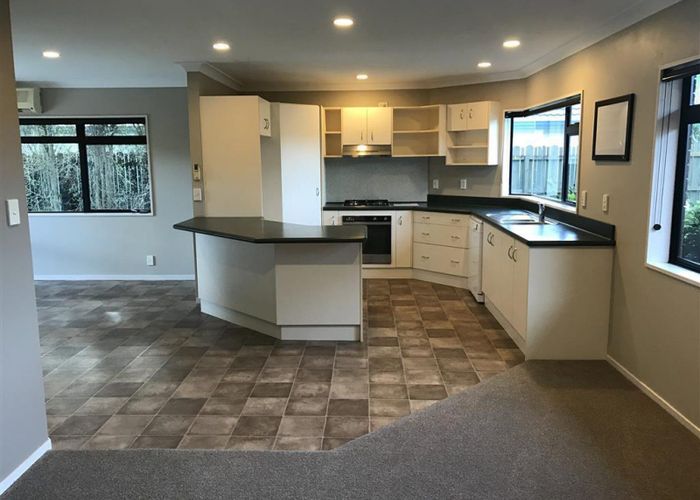  at 25 Admiral Crescent, Flagstaff, Hamilton, Waikato