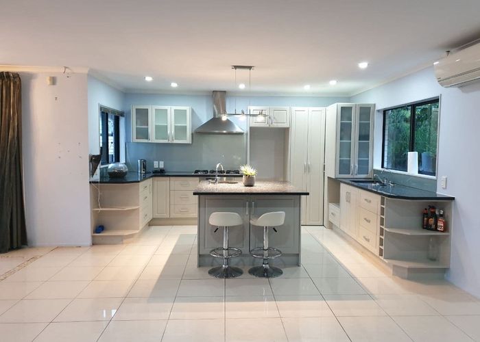  at 86 San Marino Drive West, Henderson, Waitakere City, Auckland