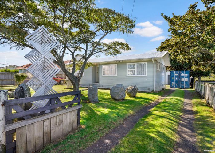  at 26 Haddon Street, Mangere East, Auckland