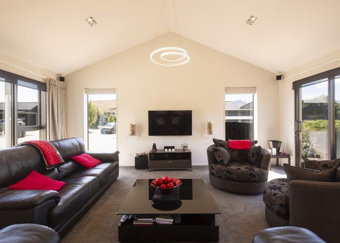  at 7 Longlands Street, Lake Hayes, Queenstown-Lakes, Otago