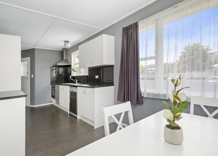  at 7 Kentucky Street, Totara Park, Upper Hutt, Wellington