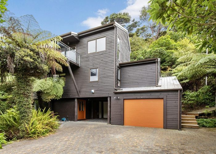  at 4 Lady Bell Grove, Lowry Bay, Lower Hutt