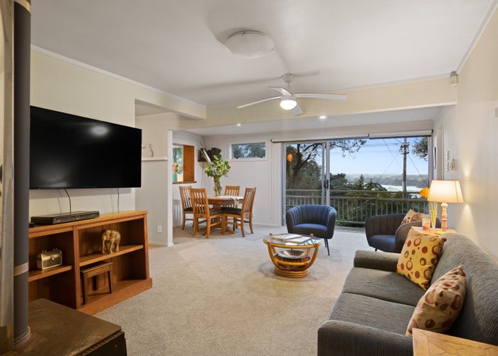  at 2 Barr Road, Mahurangi West, Warkworth