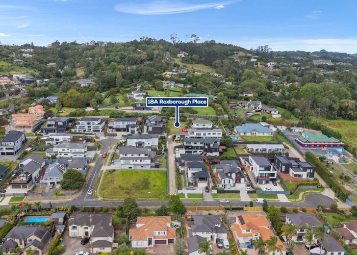  at 18A Roxborough Place, East Tamaki Heights, Manukau City, Auckland