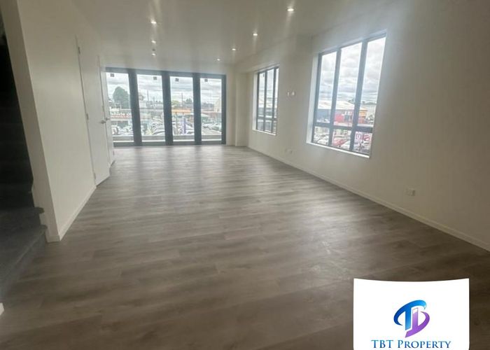  at 2D/311 Great South Road, Manurewa, Manukau City, Auckland