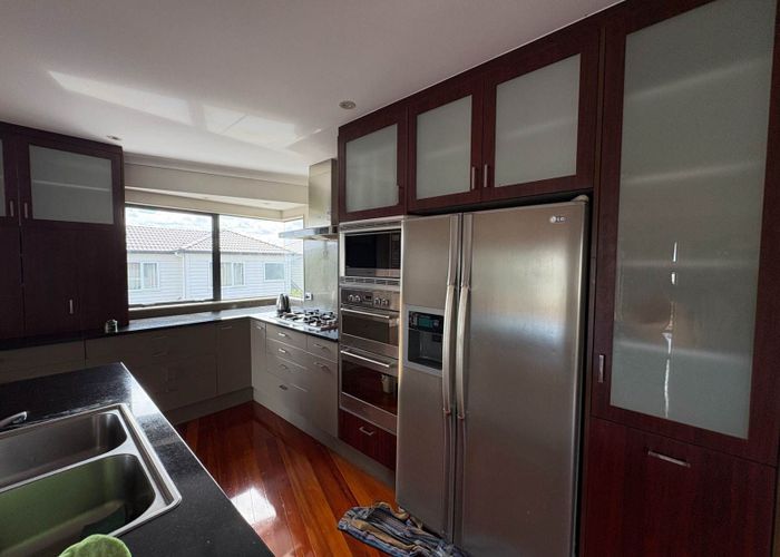  at 18 Sea Spray Drive, Bucklands Beach, Manukau City, Auckland