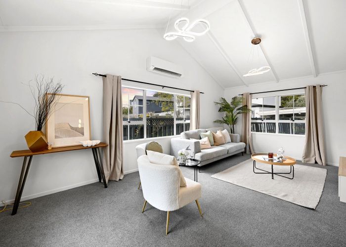  at 11 Hibiscus Avenue, Hamilton Lake, Hamilton, Waikato