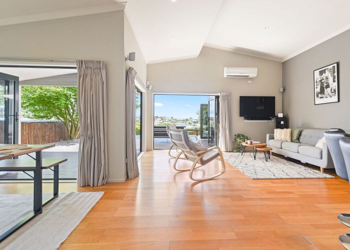  at 82 Brymer Road, Grandview Heights, Hamilton