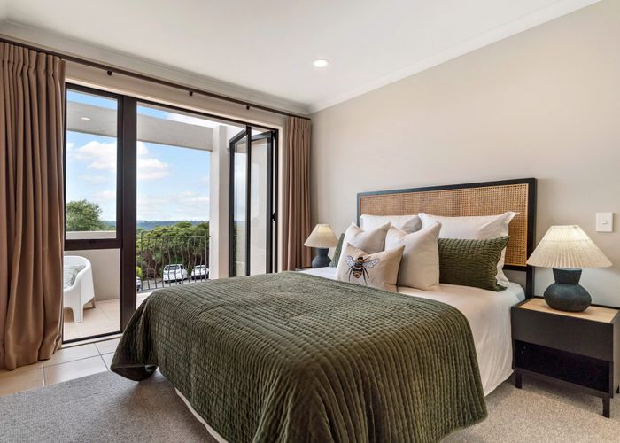  at 1/5 Monte Cassino Place, Birkdale, North Shore City, Auckland