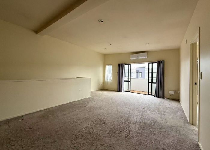  at 15/28 Torrens Road, Burswood, Manukau City, Auckland