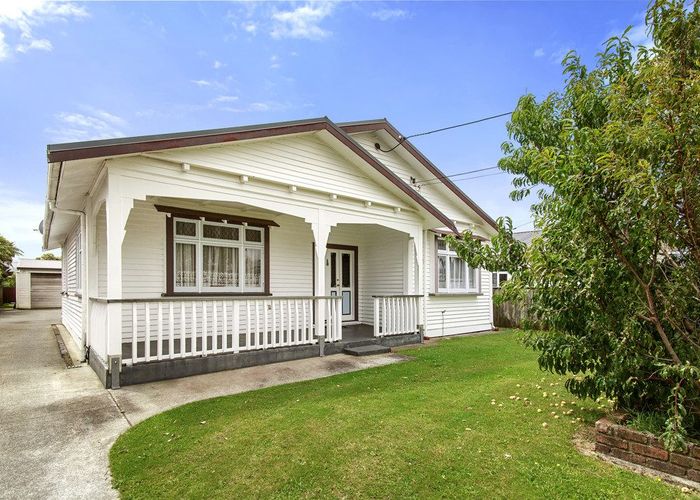  at 17 Graham Street, Petone, Lower Hutt, Wellington