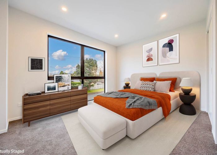  at 2/21 Peachgrove Road, Te Atatu Peninsula, Waitakere City, Auckland