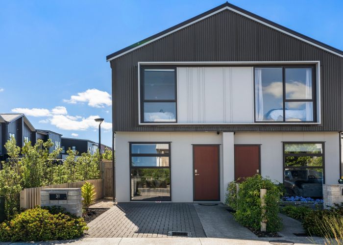  at 31 Pukewhero Rise, Westgate, Auckland