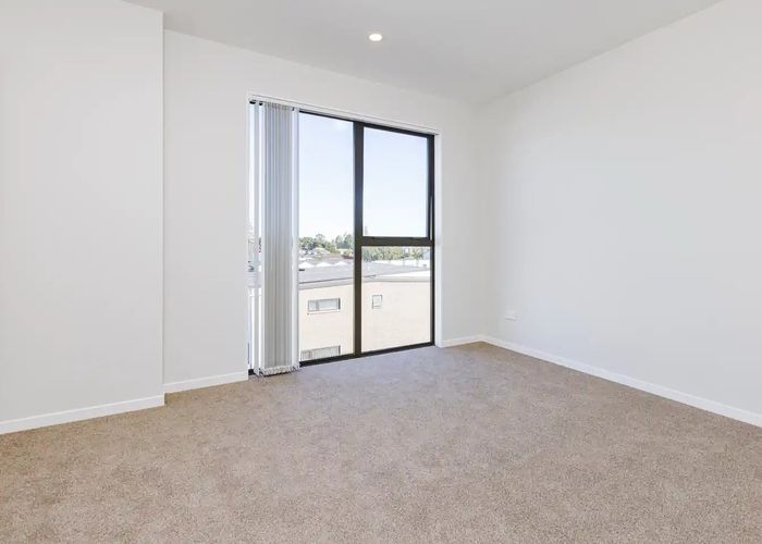  at 64 Tukari Lane, Mangere Bridge, Manukau City, Auckland