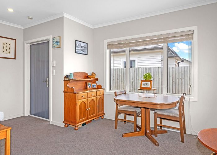  at 15 Cuffs Road, Wainoni, Christchurch City, Canterbury