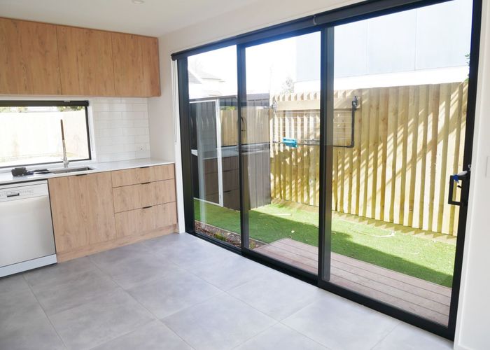  at 1/320 Gloucester St, City Centre, Christchurch City, Canterbury