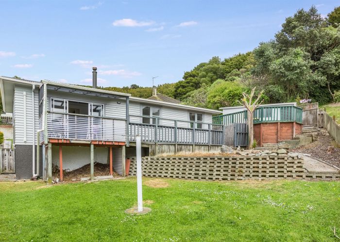  at 18 Waiho Terrace, Elsdon, Porirua