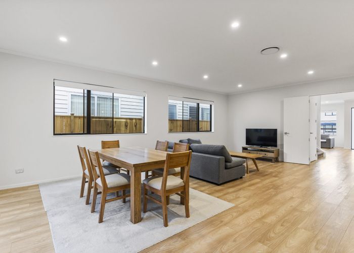  at 16 Puruatanga Drive, Flat Bush, Auckland