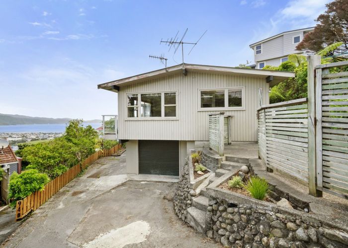  at 94A Dowse Drive, Maungaraki, Lower Hutt, Wellington