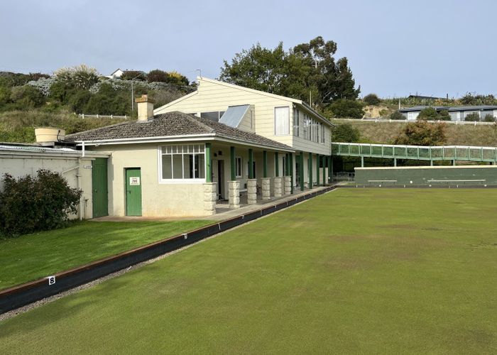  at 16 Bridge Road, Maheno, Waitaki, Otago