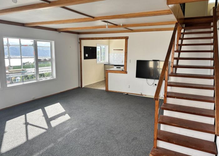  at 41 Hungerford Road, Lyall Bay, Wellington