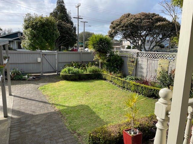  at 24 Coyle Street, Sandringham, Auckland