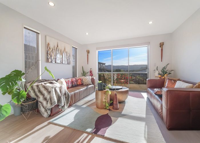  at 17 San Prospero Crescent, Henderson, Waitakere City, Auckland