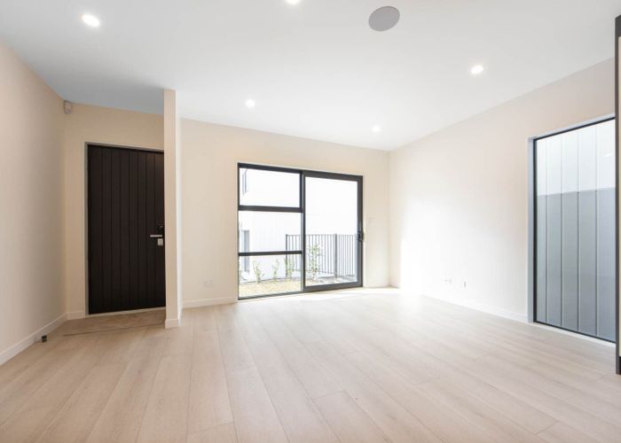  at 5/28 Brickworks Bay Road, Hobsonville, Waitakere City, Auckland