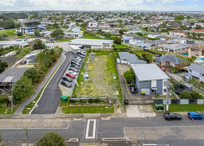  at 5 Toru Street, Te Atatu Peninsula, Waitakere City, Auckland