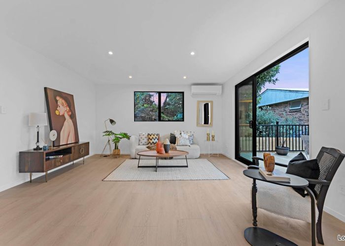  at 24 Leonard Road, Mount Wellington, Auckland City, Auckland
