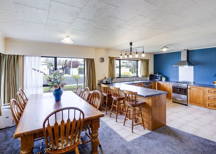  at 1422 Woodstock Avenue, Mayfair, Hastings, Hawke's Bay