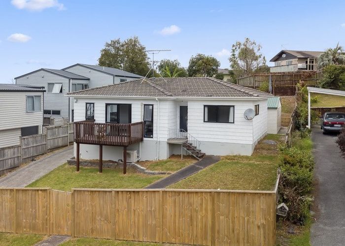  at 6 Kearney Place, Massey, Auckland