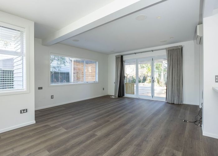  at Milford, North Shore City, Auckland