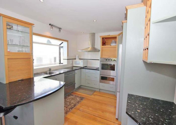  at 25 Tatyana place, Royal Heights, Waitakere City, Auckland