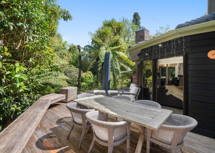  at 19 Atarua Gardens, Waiatarua, Waitakere City, Auckland