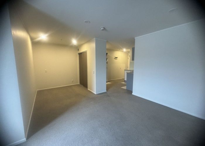  at 1N/16 Burton St, Grafton, Auckland City, Auckland