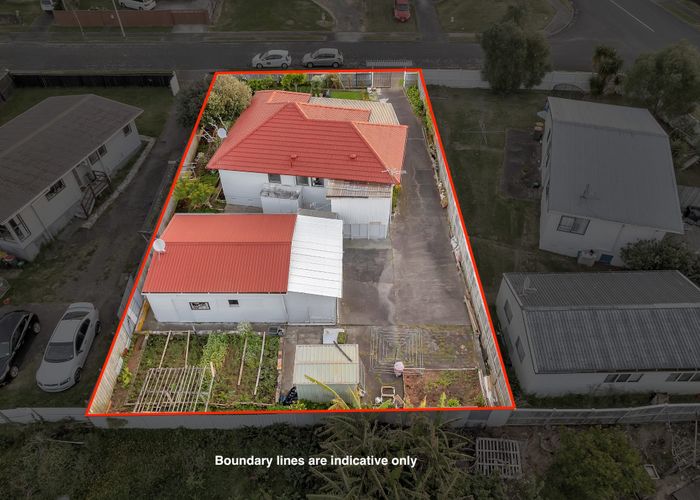  at 37 Darnell Crescent, Clover Park, Auckland