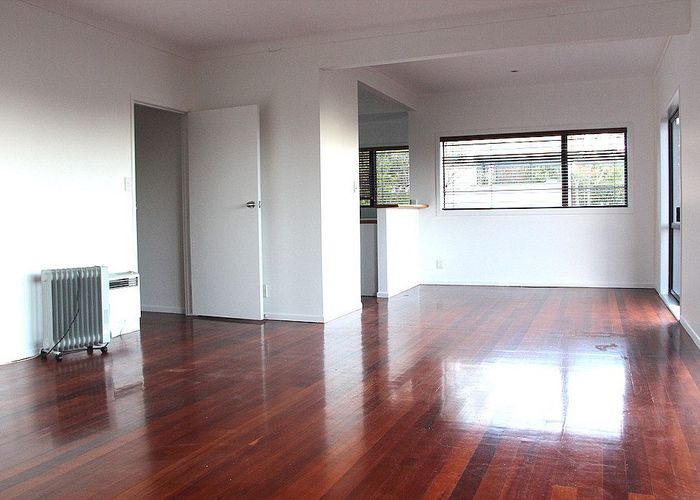  at 34 Orchard Road, Waiake, Auckland