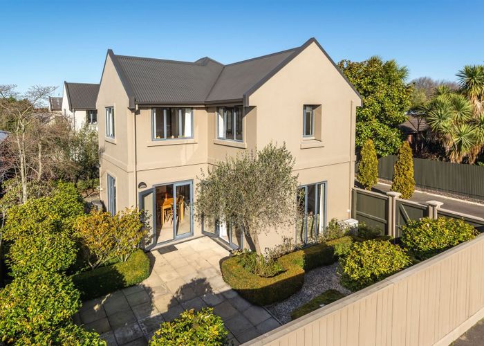  at 24 Courtenay Street, St Albans, Christchurch