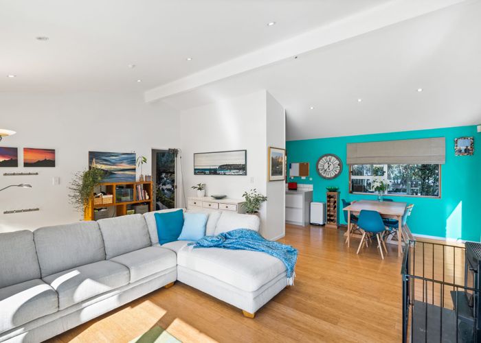  at 35 Sumnervale Drive, Sumner, Christchurch