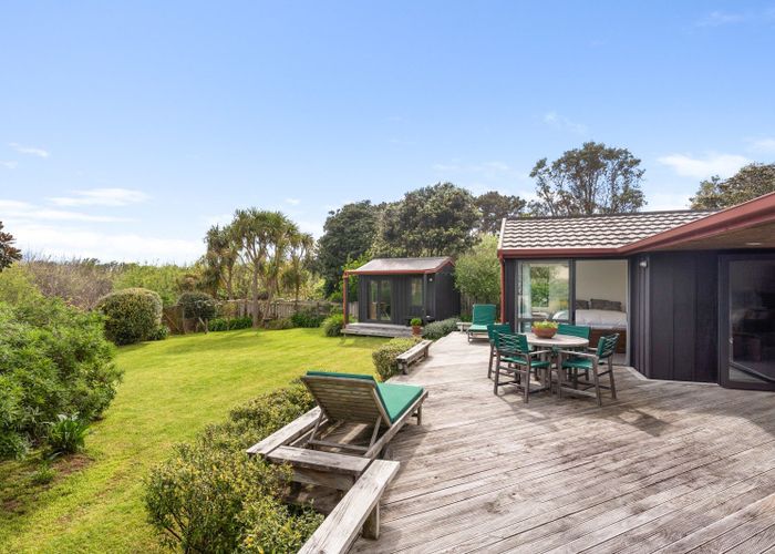 at 7 Dodds Crescent, Otaki Beach, Kapiti Coast, Wellington